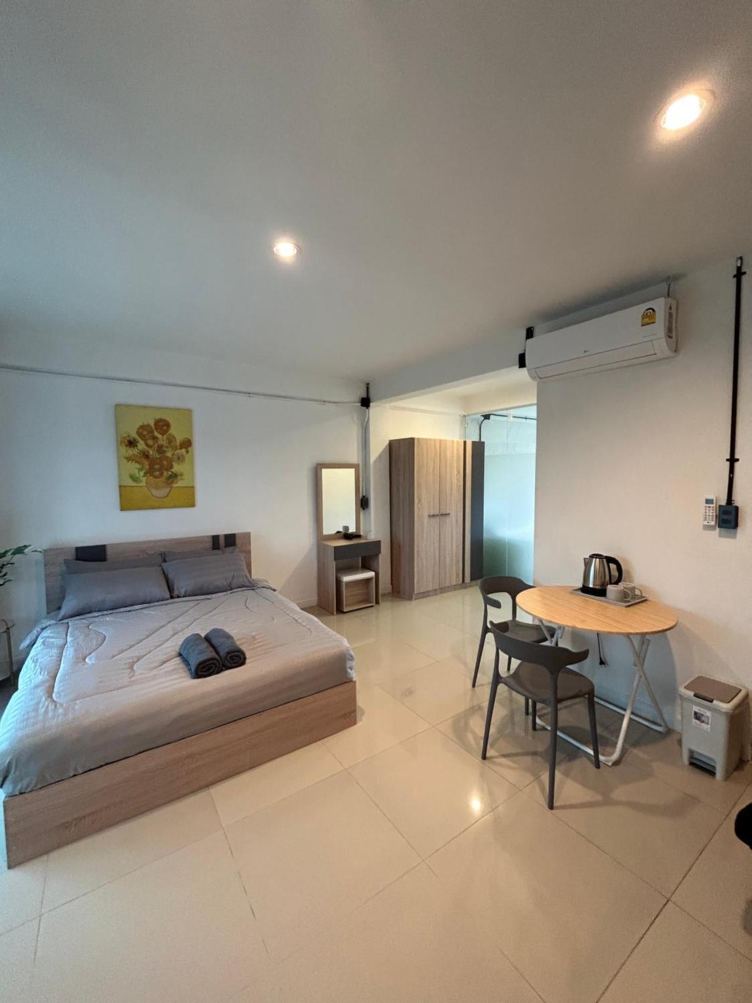 Monkey Toe Guesthouse Csiangmaj Kültér fotó